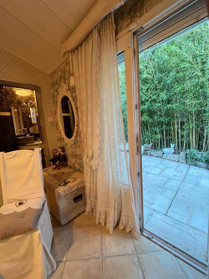 Villa Les Iris Sernhac Eksteriør billede